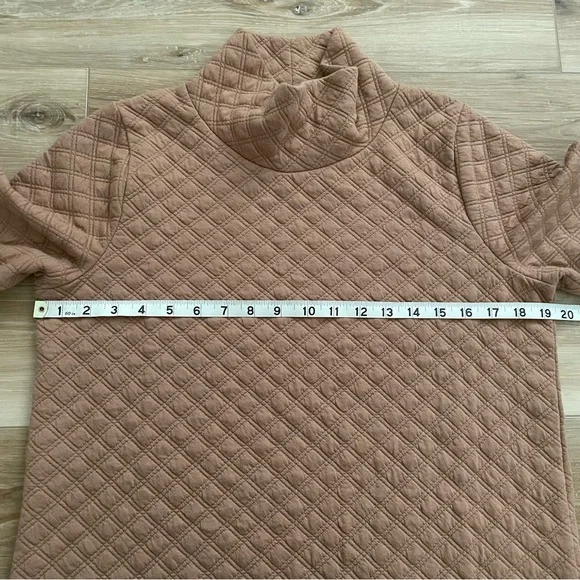J. Crew Quilted Mockneck Pullover BL249 sz L - Picture 4 of 6